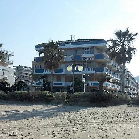 公寓 Appartamentino Acquamarina Montesilvano Marina